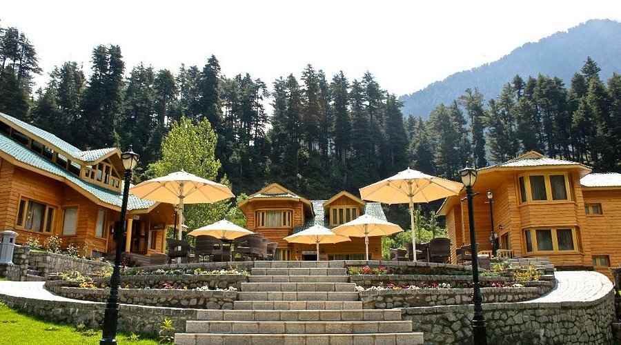 Kolahoi Green Resort