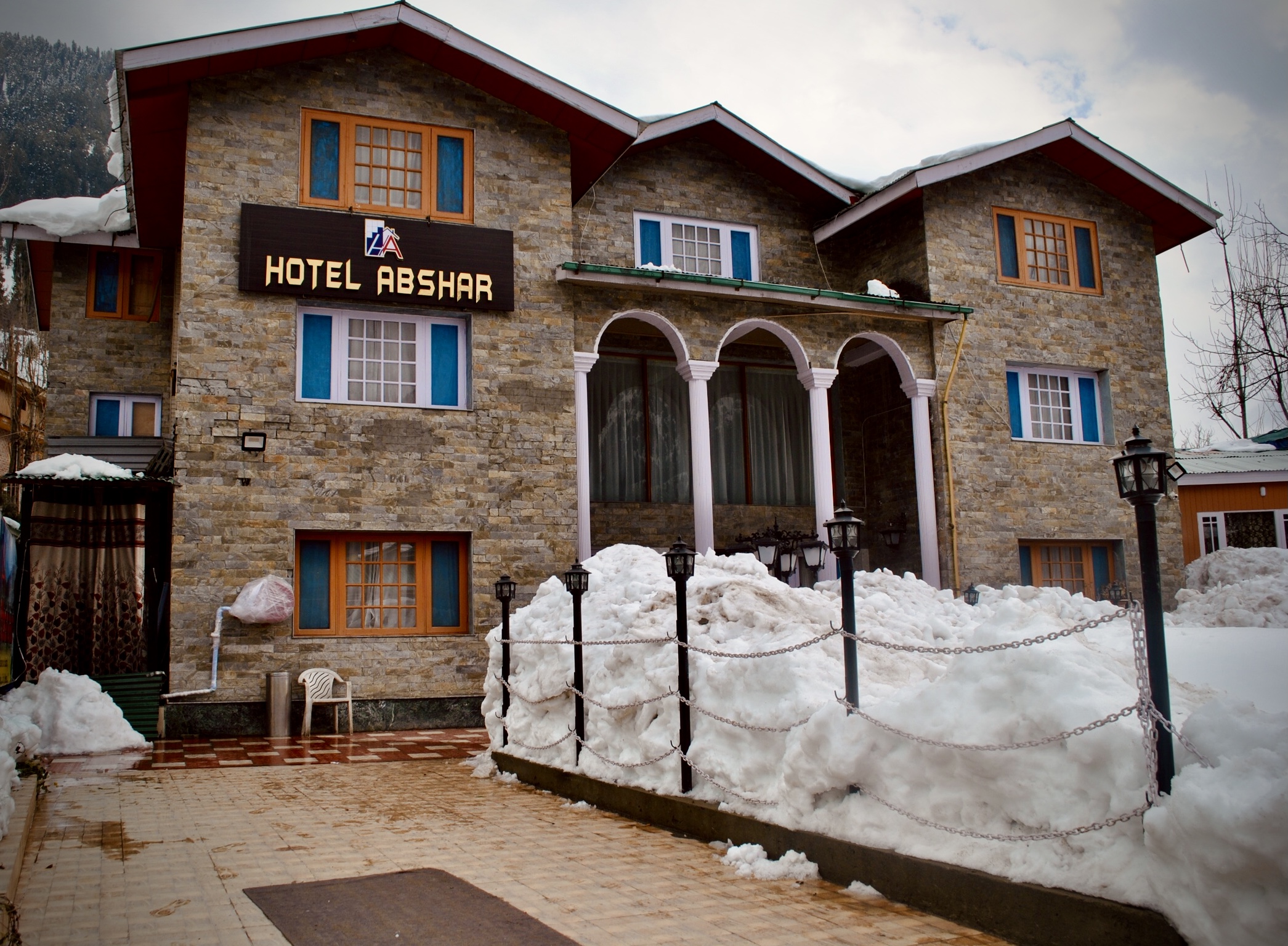Hotel Abshar